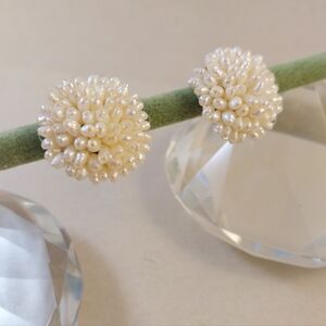 Elegant Cream Pearl Cluster Earrings